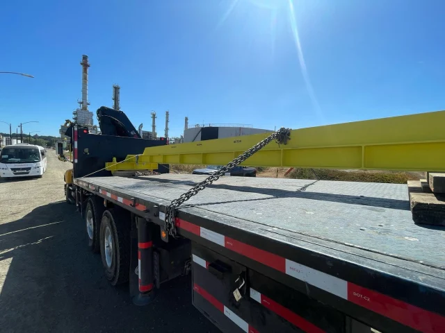 Confección de yugo de izaje destinado a maniobras de carga y descarga de equipos. Confección realizada para cliente Ferrostaal.